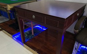 山南麻将桌
